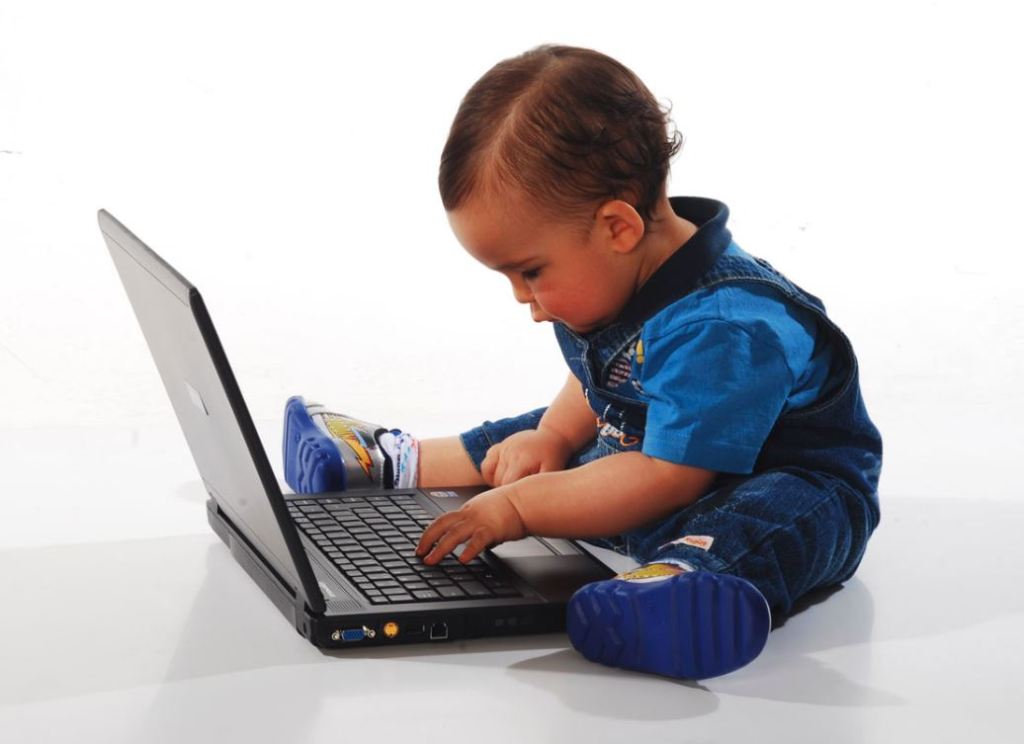 Bipartisan legislation would fund research into tech’s impact on our&nbsp;children